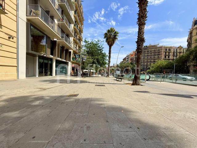 Piso en venta en calle Marina en Barcelona photo 0
