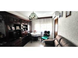 Venta de piso en Santa Coloma de Gramenet photo 0