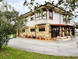 Casa - Chalet en venta en Bareyo de 301 m2 photo 0