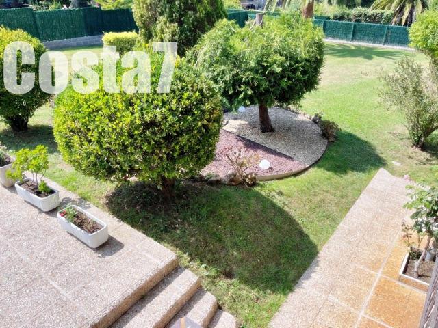 Casa - Chalet en venta en Noja de 280 m2 photo 0