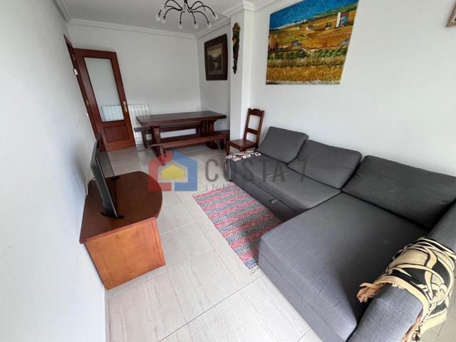 Bajo en venta en Ris photo 0