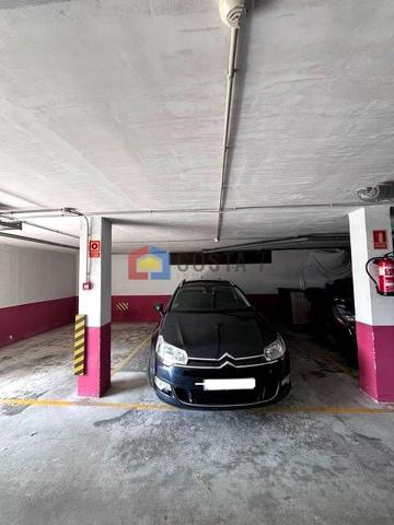 Plaza de garaje en venta en San Mamés photo 0