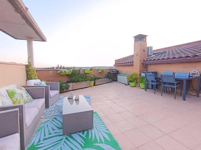 Ático-dúplex en venta en San Juan de Mozarrifar photo 0