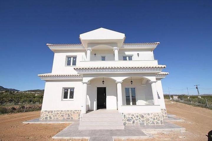 Casa-Chalet en Venta en Pinoso Alicante photo 0