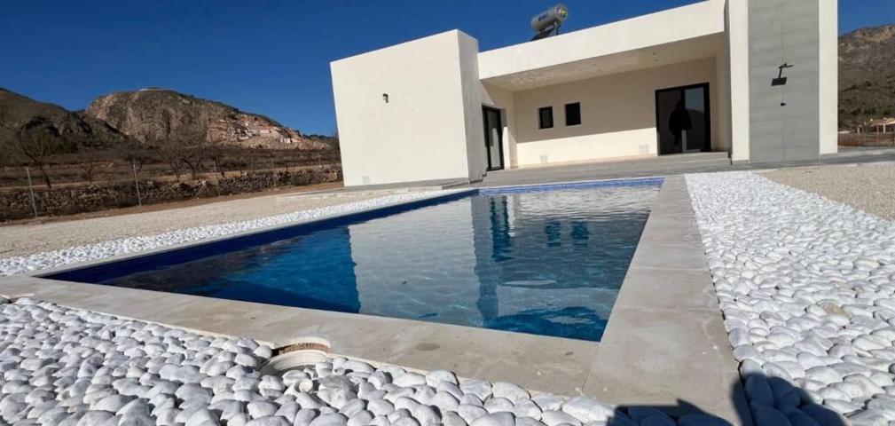 Casa-Chalet en Venta en Hondon De Las Nieves Alicante photo 0