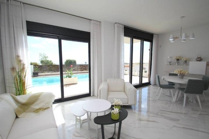 Casa-Chalet en Venta en Orihuela Costa Alicante photo 0