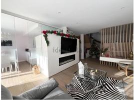 CHALET PAREADO EN BEZANA photo 0