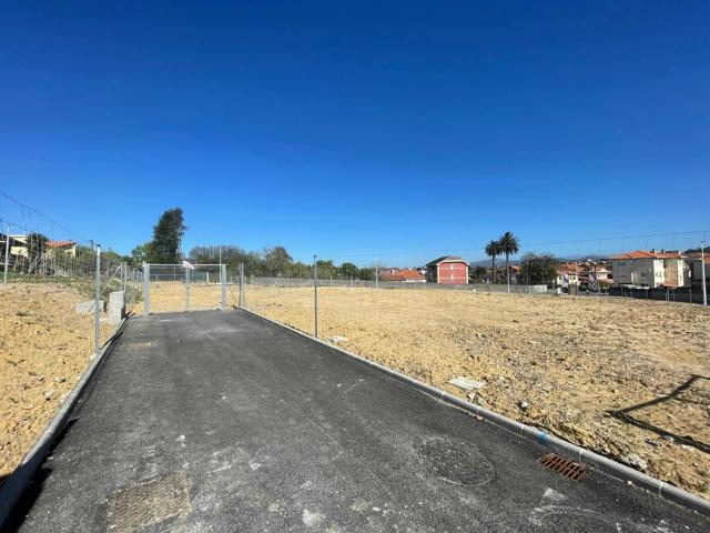 Terreno Urbanizable En venta en Santa Cruz De Bezana, Santa Cruz De Bezana photo 0
