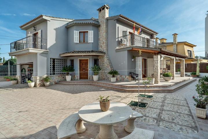 **Chalet Exclusivo en Palma de Mallorca - A Pocos Metros de la Playa** photo 0
