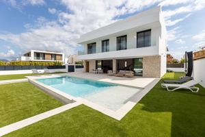 Chalet de lujo con apartamento ,piscina y jardín en Marratxí – Obra nueva 2023 photo 0