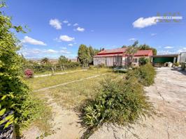 Casa independiente de esquina en venta en El viso de san Juan con 1300 m² de parcela y 170 m² construidos de vivienda d photo 0