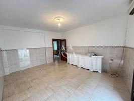 Venta de piso en Lucena photo 0