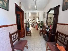 Casa en venta en Lucena photo 0