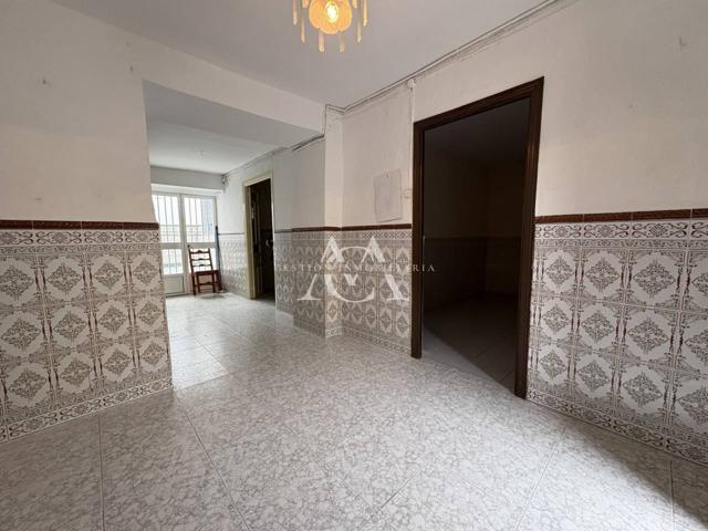 Casa en venta en Lucena photo 0