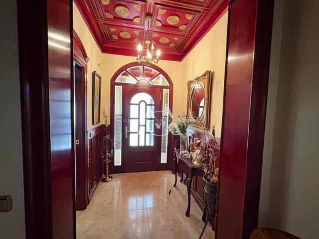 Venta de casa en Lucena photo 0