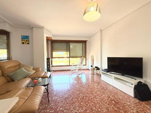 🏡 Amplio piso en el centro de Cullera con vistas al río y al parque photo 0