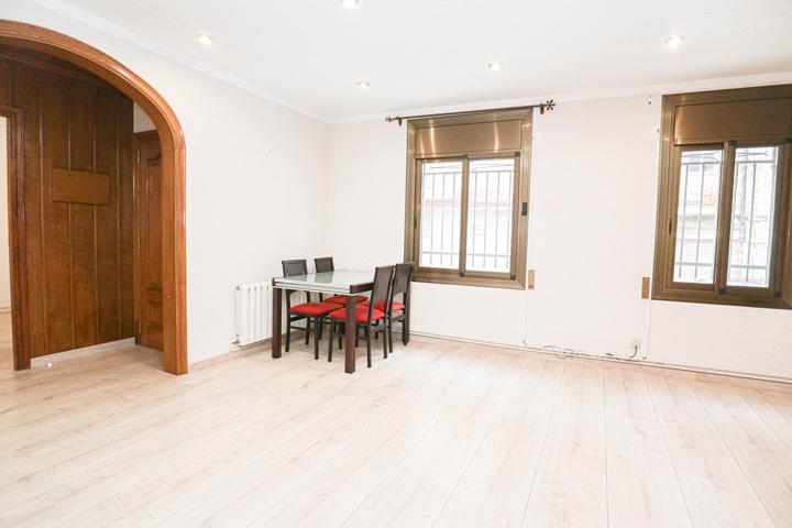 ¡Ideal Inversores! Piso en Venta en Can Palet photo 0