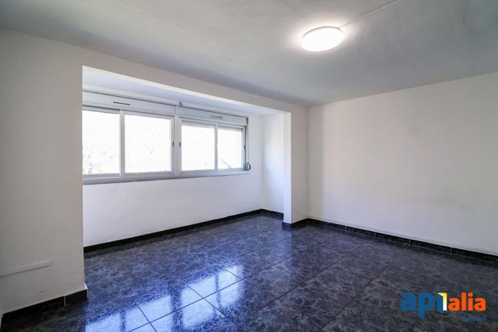 Piso en Venta en Merinals, perfecto para entrar a vivir!! photo 0