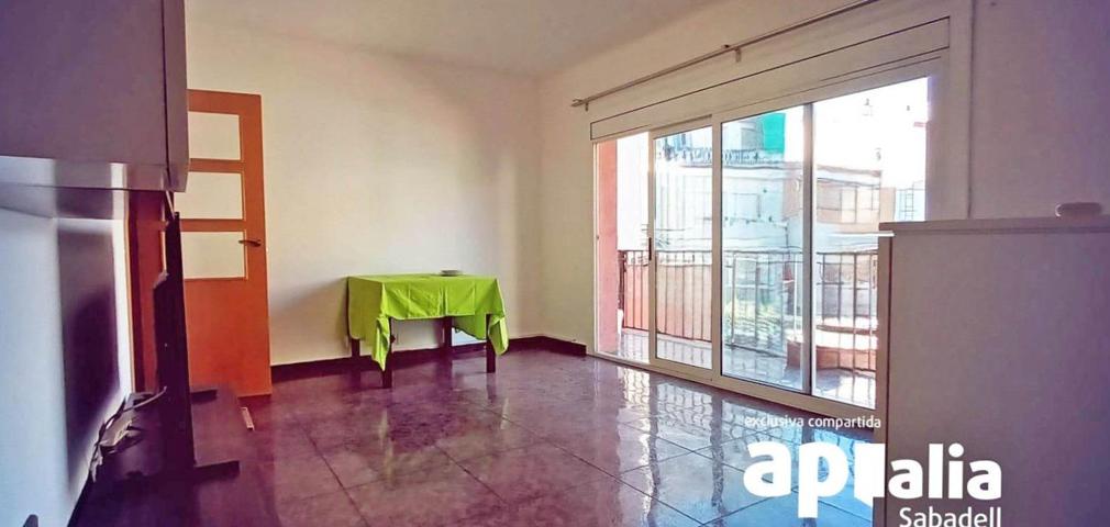 PISO DE 3 HABITACIONES EN LA CREU DE BARBERÀ photo 0