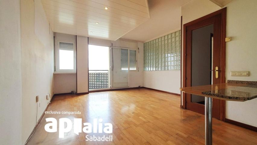 PISO EN VENTA EN LA CREU DE BARBERÀ photo 0