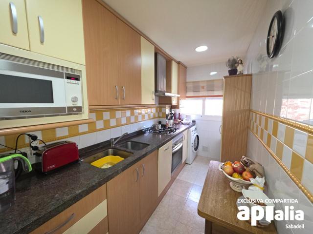 Piso En venta en Can Puiggener, Sabadell photo 0