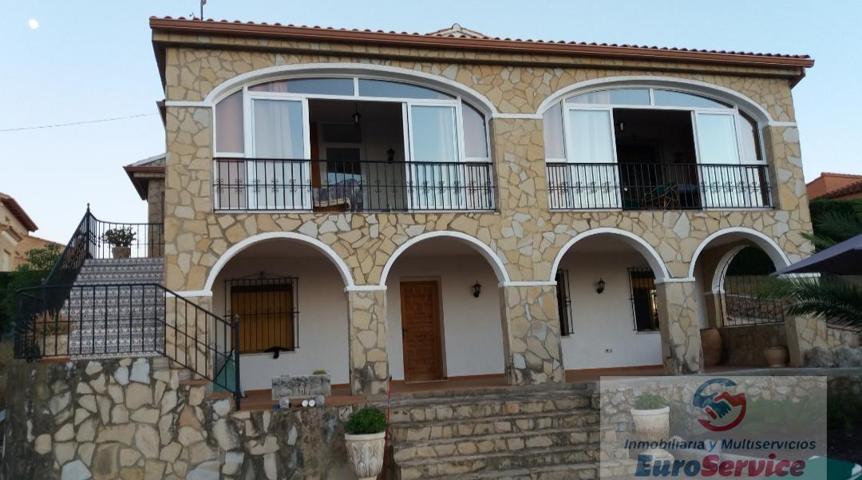 Unifamiliar En venta en Sierra Perechinza, Chiva photo 0
