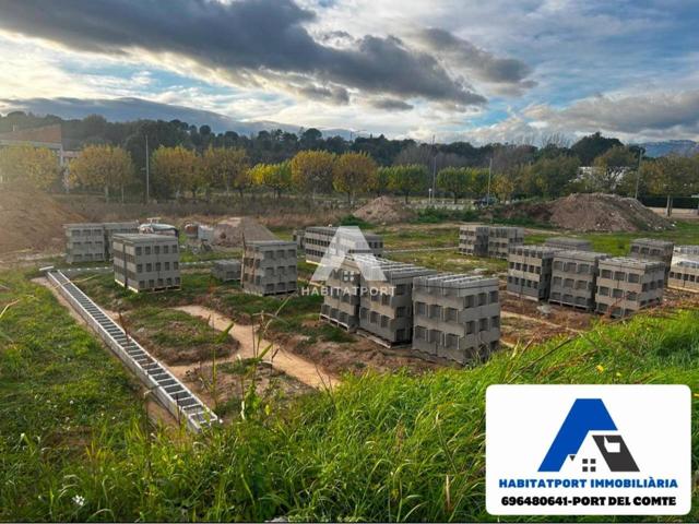 NUEVA construcción de casa adosada esquinera en GIRONELLA photo 0