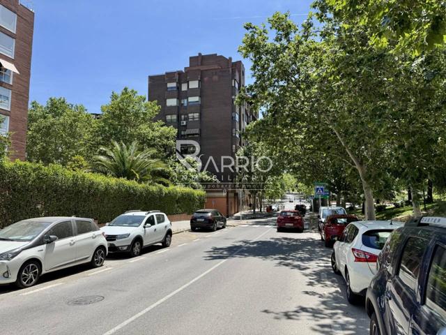 Piso en venta en CL CABEZA DEL VILLAR, Lucero photo 0