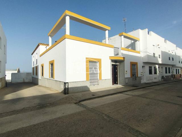 Gran vivienda unifamiliar en Medina-Sidonia, Cádiz. photo 0