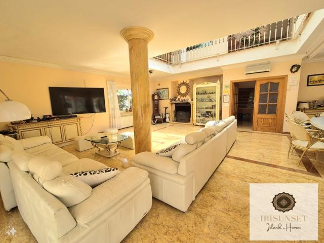 Villa En venta en Sant Josep De Sa Talaia photo 0