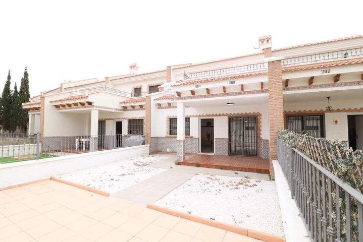 ADOSADO DUPLEX EN SAN MIGUEL DE SALINAS photo 0