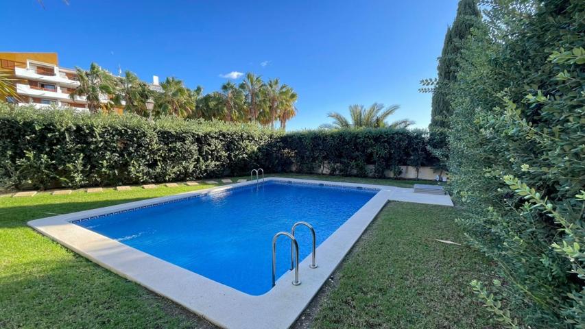 Casa En venta en Punta Prima, Torrevieja photo 0
