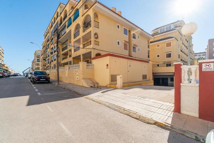 Parking En venta en La Mata, Torrevieja photo 0