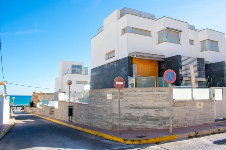Unifamiliar Pareada En venta en Guardamar Del Segura, Guardamar Del Segura photo 0