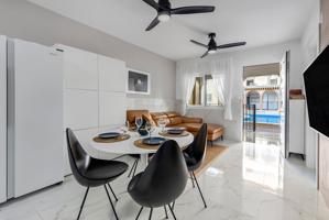 Piso En venta en Torrevieja, Torrevieja photo 0