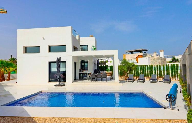 Casa En venta en Costa Blanca Sur, Ciudad Quesada photo 0
