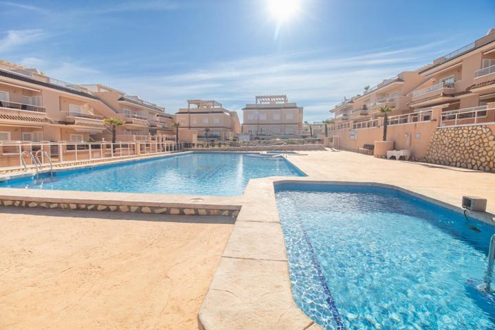 Casa De Campo En venta en Punta Prima, Torrevieja photo 0