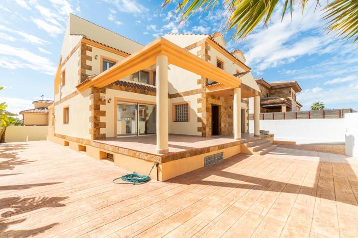 Casa En venta en Torrejón, Torrevieja photo 0
