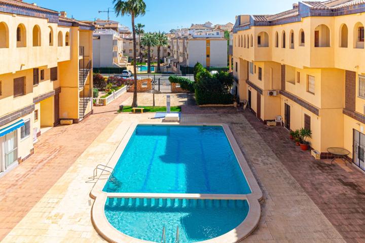 Piso En venta en Punta Prima, Torrevieja photo 0