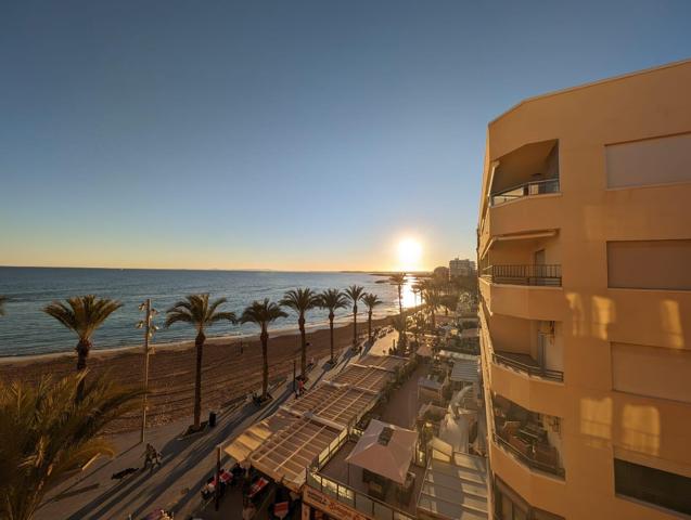 APARTAMENTO EN PRIMERA LINEA DE PLAYA DEL CURA. 3 DORM. 2 BAÑOS. 135M2. GARAJE INCLUIDO photo 0