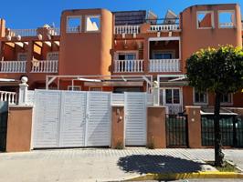 CASA ADOSADA DE 3 HABITACIONES 2 BAÑOS EN TORRETAS photo 0