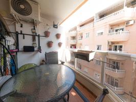 Piso En venta en Centro, Torrevieja photo 0