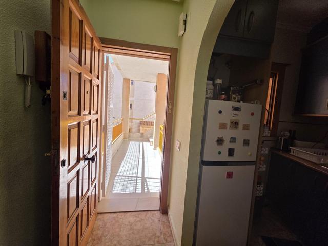 APARTAMENTO EN LA PRIMERA PLANTA A 400 METROS DE LA PLAYA CON GARAJE photo 0