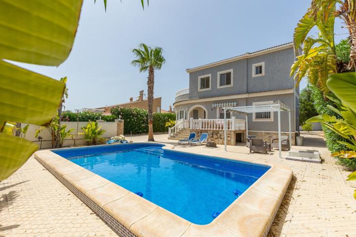 Casa En venta en La Marina, San Fulgencio photo 0