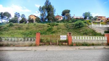 Terreno de 1600m2 en Venta en Sant Muç, Rubí photo 0