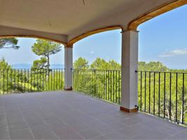 Casa Unifamiliar Nueva con Piscina Privada y Vistas en Regencós photo 0