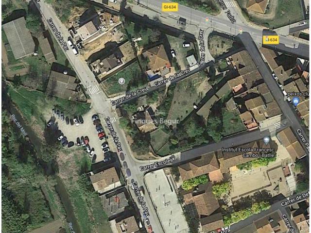 Verges, 3 Parcelas urbanas situadas en el centro del pueblo y muy cerca de las escuelas photo 0