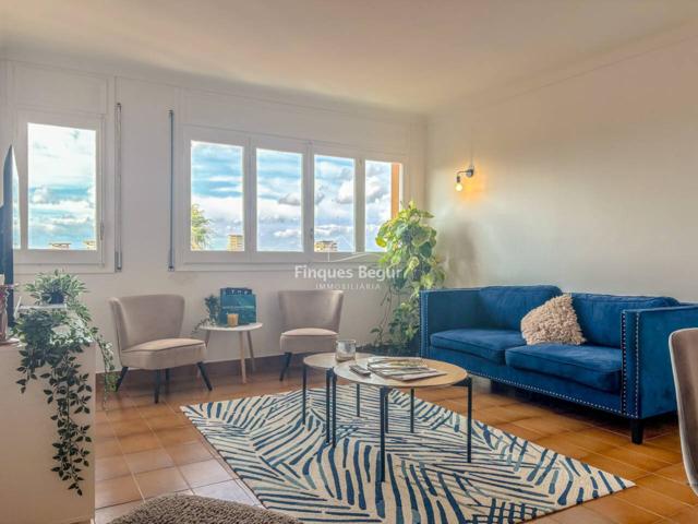 Apartamento céntrico con licencia turística y parking en Begur photo 0