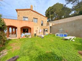 Casa con Amplio Jardín y Vistas Panorámicas a 5 Minutos del Centro de Begur photo 0