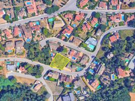 Parcela urbana de 702 m² en tranquila urbanización de Begur photo 0